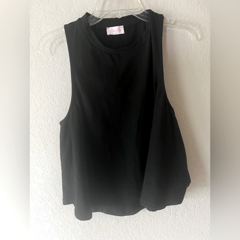 Pink Lily Black Tank Top
